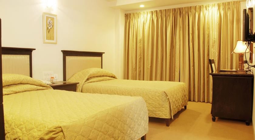 Hotel Ambience Executive Pimpri-Chinchwad Exterior foto
